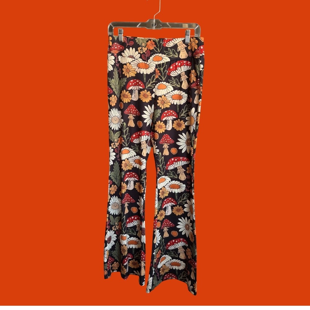 Retro Mushroom Daisy Print Flare Leg Pants Black 70s Style Stretchy Bell Bottoms - Picture 1 of 5